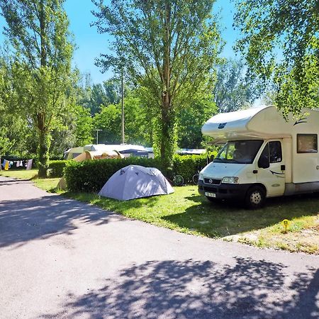 Готель La Bastide Mazeres  Екстер'єр фото